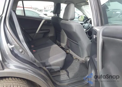 2018 Toyota Rav4 Le z USA, uszkodzony, nr VIN 2T3ZFREV3JW492938